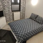 8 Privees Dans De Partagee De 350m2 别墅 *