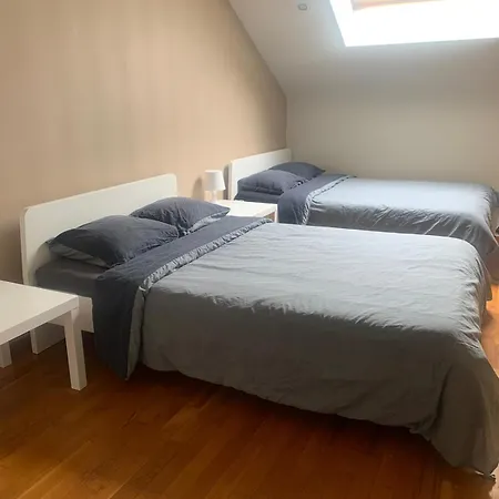 8 Privees Dans De Partagee De 350m2 Villa