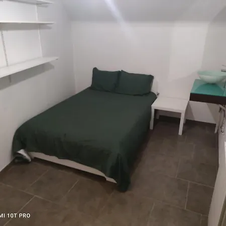 8 Privees Dans De Partagee De 350m2