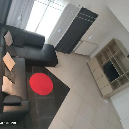 Villa 8 Privees Dans De Partagee De 350m2 Charleroi