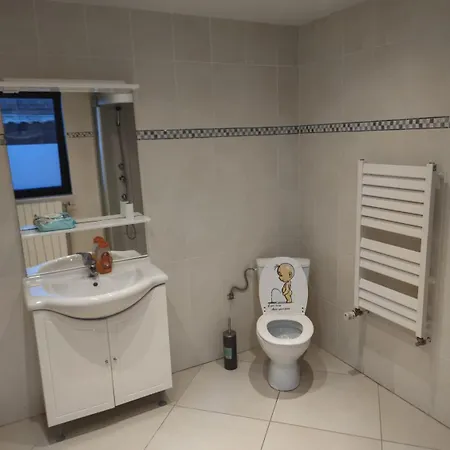 8 Privees Dans De Partagee De 350m2 Charleroi