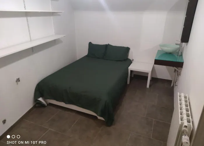 8 Privees Dans De Partagee De 350m2